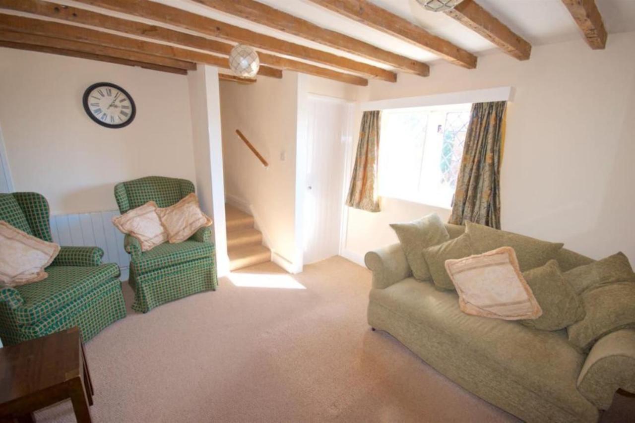 Wish Cottage Ratton Exterior photo